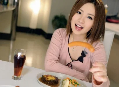 Anh ăn bữa tối xong rồi phang em
